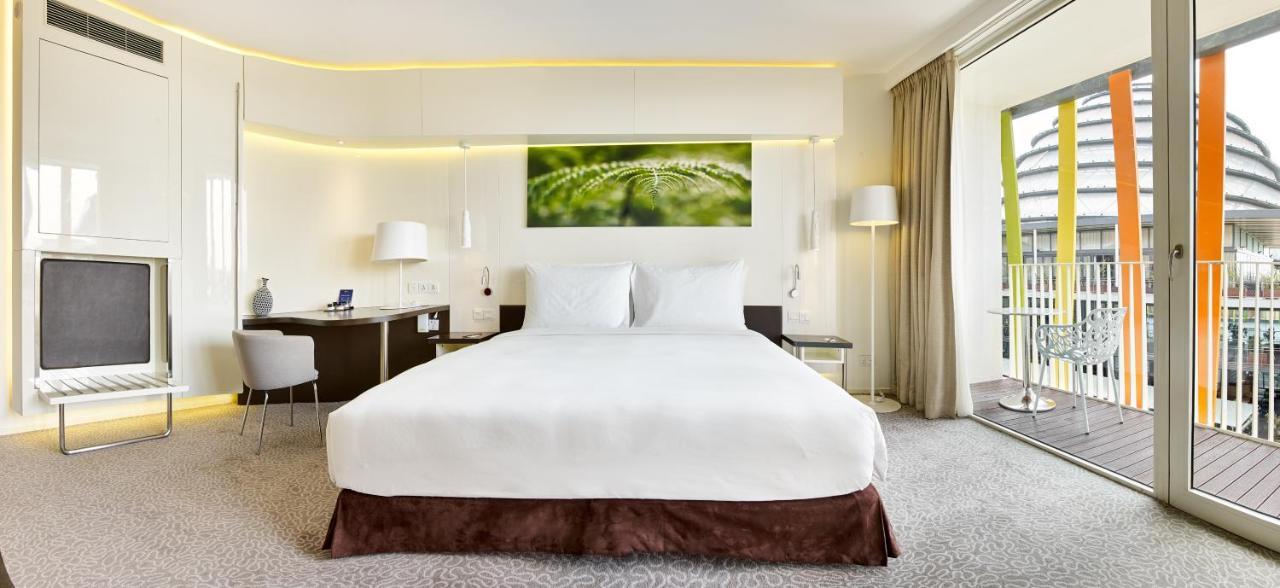 Radisson Blu Hotel & Convention Centre Kigali Exterior photo A typical room at the hotel