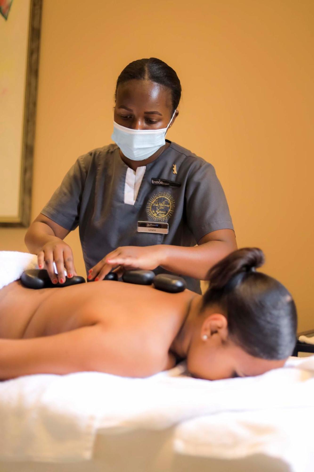 Radisson Blu Hotel & Convention Centre Kigali Exterior photo Hot stone massage